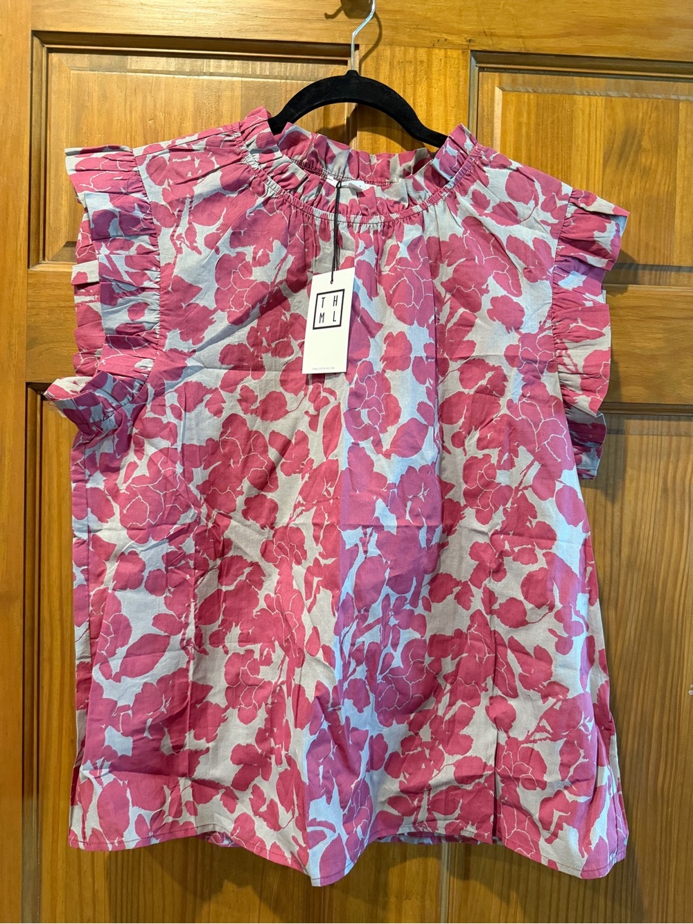 NWT! THML Pink Floral Ruffle Sleeve Top